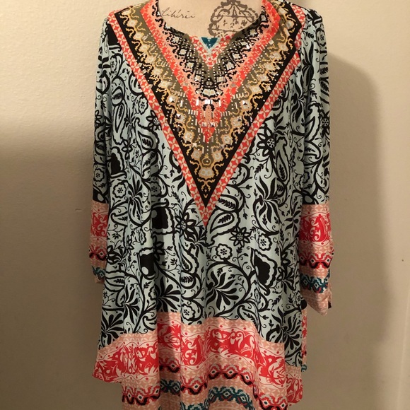 New Directions Curvy Collection Blouse/Dress - Picture 2 of 10